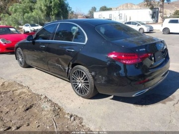 Mercedes Klasa C W206 2022 Mercedes-Benz Klasa C 2022 MERCEDES-BENZ C 300 SEDAN 2.0 Benzyna 255KM, zdjęcie 3