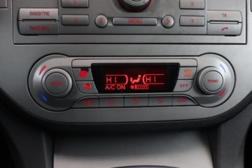 Ford Kuga I 2009 Ford Kuga 2.0 TDCi, Klima, Klimatronic, Tempomat, zdjęcie 17