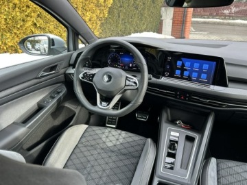 Volkswagen Golf VIII Variant 1.5 eTSI 150KM 2021 Volkswagen Golf 1.5 TSi DSG R-Line, zdjęcie 21