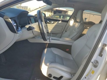 Volvo S60 III 2024 Volvo S60 Core 2024 2.0 Benzyna 247KM, zdjęcie 7
