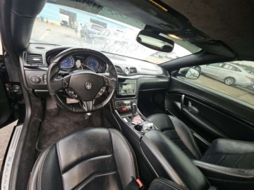Maserati GranTurismo 2015 Maserati GranTurismo Convertible Sport 2015 4.7 Benzyna 454KM, zdjęcie 10