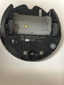 Робот-уборщик iRobot Roomba 671 черный