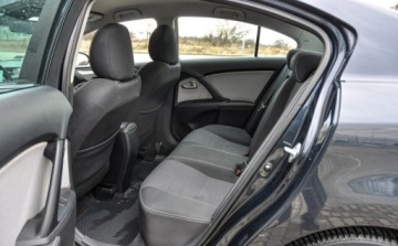 Toyota Avensis III Sedan Facelifting 2015 2.0 D-4D 143KM 2016 Toyota Avensis 2,0d Lift 2016 r. 2.0 Diesel 143KM, zdjęcie 7