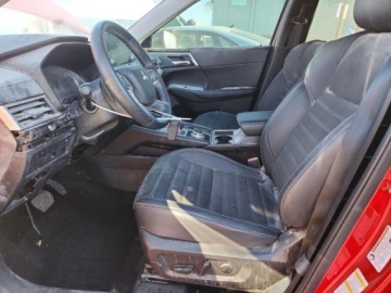 Mitsubishi Outlander III 2024 Mitsubishi Outlander Se 2024 2.5 Benzyna 181KM, zdjęcie 7