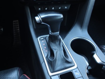 Kia Sportage IV SUV Facelifting 1.6 T-GDI 177KM 2018 Kia Sportage 1.6 T-GDI, Salon Polska, Serwis ASO, zdjęcie 12