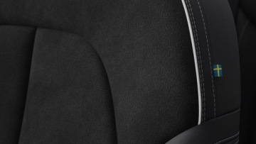 Volvo XC40 2025 Volvo XC 40 Plus Dark B4 Mild Hybrid Benzyna, zdjęcie 15