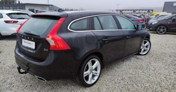 Volvo V60 I Kombi Facelifting 2.0 D4 DRIVE-E 190KM 2016 Volvo V60 2.0D 190 kM Klima Grzana Kanapa Skora Navi Bluetooth Xenon GWARA, zdjęcie 2