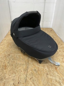 Maxi-Cosi Jade Gondola Essential черный