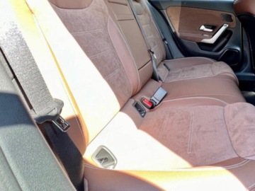 Mercedes Klasa A W177/V177 Hatchback Plug-In Facelifting 1.3 250e 218KM 2025 MERCEDES-BENZ A Klasa 250 e AMG Line 1.3 (218KM) 2025, zdjęcie 11