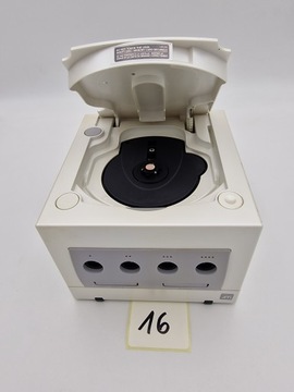 КОНСОЛЬ NINTENDO GAMECUBE DOL-101 PAL, БЕЛАЯ КАРТОННАЯ КОРОБКА