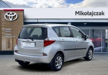 Toyota Verso-S 1.33 Dual VVT-i 99KM 2011 Toyota Verso S 1.33 Premium Salon PL Bezwypadkowy Toyota Mikolajczak Le, zdjęcie 2