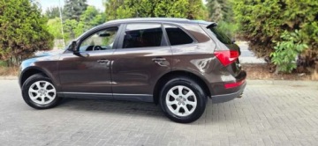 Audi Q5 I SUV 2.0 TFSI 180KM 2011 Audi Q5 Audi Q5 2.0 TFSI 180KM Quattro PDC Klima Navi 2.0 Benzyna, zdjęcie 7