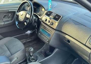 Skoda Fabia II Kombi Facelifting 1.6 TDI CR DPF 90KM 2010 Skoda Fabia BLACK FRIDAY 1.6 diesel 2010 1.6 Diesel 90KM, zdjęcie 2