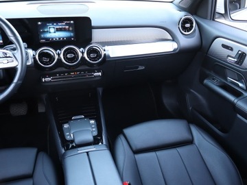 Mercedes GLB SUV 1.3 200 163KM 2022 Mercedes GLB GLB 200 4MATIC, Salon Polska, zdjęcie 7