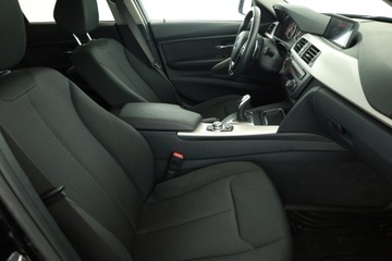 BMW Seria 3 F30-F31-F34 Limuzyna 2.0 320i 184KM 2013 BMW 3 320 i, Salon Polska, 1. Właściciel, zdjęcie 6