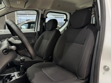 Dacia Dokker Van Facelifting 1.5 Blue dCi 95KM 2020 Dacia Dokker Laureate / Czujniki parkowania / FV23, zdjęcie 8