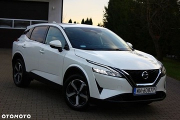 Nissan Qashqai III Crossover 1.3 DIG-T MHEV 140KM 2022 Nissan Qashqai Nissan Qashqai 1.3 DIG-T N-Connecta EU6d 1.3 Benzyna 140KM
