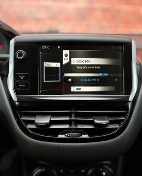 Peugeot 208 I Hatchback 3d 1.2 VTI 82KM 2013 Peugeot 208 Czujniki Kamera niski przebieg Gwarancja w cenie WarszawaVLAV, zdjęcie 21