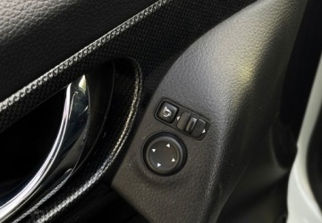 Nissan X-Trail III Terenowy dCi 130KM 2015 Nissan X-Trail Niski Przebieg, Manual, 4x4 Ledy Gwarancja 1.6 Diesel 130KM, zdjęcie 18