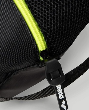 Вместительная косметичка Arena Pocket Bag 7л для бассейна.