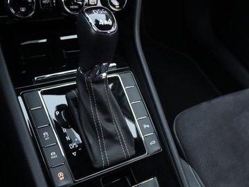 Skoda Superb III Liftback Facelifting 2.0 TSI 272KM 2019 Skoda Superb 2.0 TSI, Salon Polska, Serwis ASO, zdjęcie 15