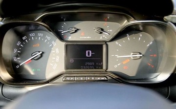 Citroen C3 III Hatchback Facelifting 1.2 PureTech 83KM 2021 Citroen C3 1.2 PureTech Feel SalonPL Manual Gwarancja od RiA 1.2, zdjęcie 15