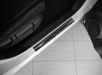 Накладки на пороги Nissan Qashqai 2007-2021 гг.