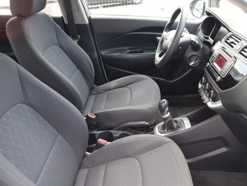 Kia Rio III Hatchback 3d Facelifting 1.4 DOHC CVVT 109KM 2016 Kia Rio 1.4 CVVT, Salon Polska, Klima, zdjęcie 8