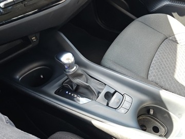 Toyota C-HR I Crossover Facelifting 1.8 Hybrid 122KM 2023 Toyota C-HR 1.8 Hybrid GPF Comfort, zdjęcie 21