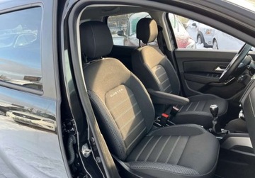 Dacia Duster II SUV  1.3 TCe 130KM 2019 Dacia Duster kamera cofania, nawigacja 1.3 Benzyna 130KM, zdjęcie 30