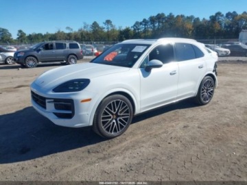 Porsche Cayenne III 2024 Porsche Cayenne 2024r.,4x4, 3.0L 3.0 Benzyna 348KM, zdjęcie 1