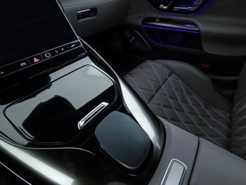 Mercedes AMG GT C190 Coupe 4d Facelifting 4.0 63 585KM 2025 MERCEDES-BENZ AMG GT 63 4Matic+ Coupe 4.0 (585KM) 2025, zdjęcie 8