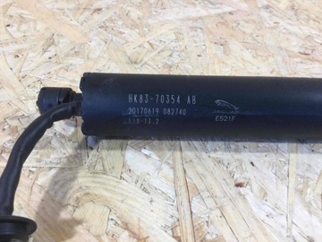 JAGUAR F-PACE TLUMIČ KRYT ZADNÍ KUFRU HK83-70354-AB T4A1144