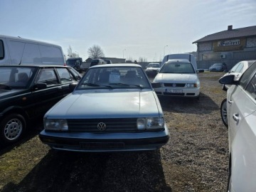 Volkswagen Passat B2 1987 Volkswagen Passat 1.8 Benzyna 82 KM, Variant, zdjęcie 1