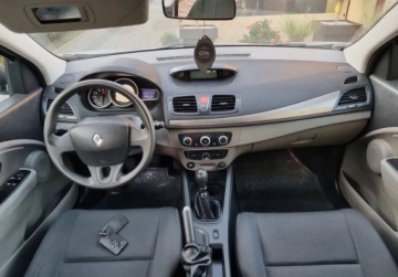 Renault Megane II Sedan 1.6 16V 110KM 2009 Renault Megane Renault Megane Renault Megane 1.6I 110PS Zadbane 1.6 Benzyna, zdjęcie 5