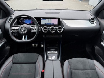 Mercedes GLA II Off-roader Facelifting 1.3 200 163KM 2025 MERCEDES-BENZ GLA 200 AMG Line Suv 1.3 (163KM) 2025, zdjęcie 6