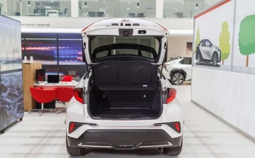 Toyota C-HR I Crossover Facelifting 2.0 Hybrid Dynamic Force 184KM 2022 Toyota C-HR 2.0 Hybrid GR Sport 2.0 Hybryda 184KM, zdjęcie 27