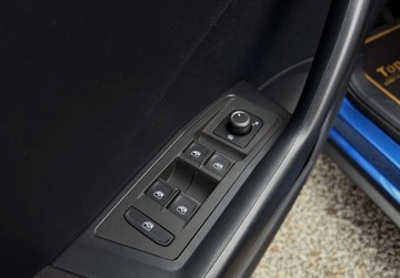 Volkswagen T-Roc I SUV 2.0 TSI 190KM 2018 Volkswagen T-Roc 2.0 TSI 190 KM 4x4 VIRTUAL FULL LED SPORT DSG, zdjęcie 32