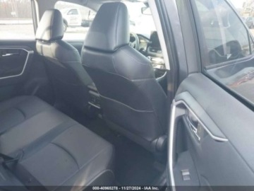 Toyota RAV4 V 2023 Toyota RAV4 xle premium, 2023r., 4x4, 2.5L 2.5 Benzyna 203KM, zdjęcie 9