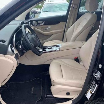 Mercedes GLC C253 2019 Mercedes-Benz GLC 300 4Matic 2019 2.0l 2.0 Benzyna 241KM, zdjęcie 10