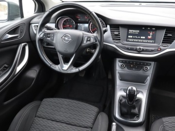 Opel Astra K Sports Tourer 1.4 Turbo 150KM 2017 Opel Astra 1.4 T, Salon Polska, Klima, zdjęcie 6