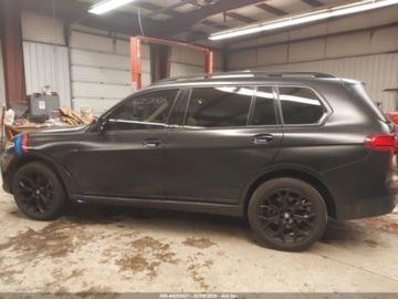 BMW X7 2021 BMW X7 xDrive40i 2021 3.0 Benzyna 335KM, zdjęcie 2