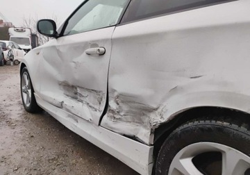 BMW Seria 1 E81/E87 Hatchback 5d E87 1.6 116i 122KM 2011 BMW Seria 1 2011r, 2.0 Benzyna. Lekko uszkodzony lewy bok. Jezdzi. 1.6, zdjęcie 20