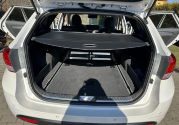 Hyundai i40 Kombi 2.0 GDI 177KM 2013 Hyundai i40 2,0 177KM Bi-xenon Park-Ass NAVI Climatronic Serwis Bezwypadko, zdjęcie 21