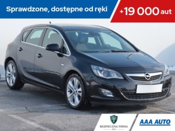 Opel Astra J 2010 Opel Astra 1.4 T, Navi, Xenon, Klima, Klimatronic