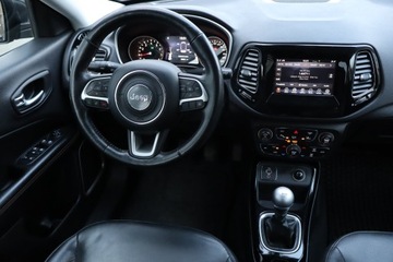 Jeep Compass II SUV 1.4 MultiAir 140KM 2018 Jeep Compass 1.4 MultiAir, Salon Polska, zdjęcie 6