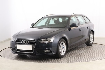 Audi A4 B8 Avant Facelifting 2.0 TDI 112g 136KM 2012 Audi A4 2.0 TDI, Navi, Klima, Klimatronic, zdjęcie 1
