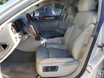 Bentley Continental I 2006 Bentley Flying Spur 2006, 6.0L, 4x4, od ubezpieczalni 6.0 Benzyna 552KM, zdjęcie 7