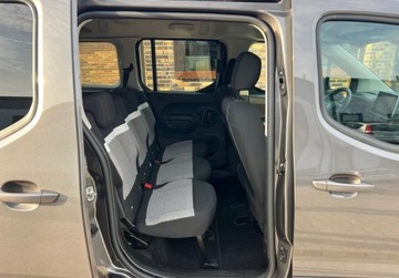 Citroen Berlingo III e-Osobowy M 50 kWh 136KM 2023 Citroen Berlingo Elektryk LED Kamera Sensor Asystent Pasa 7 osobowe 136KM, zdjęcie 8