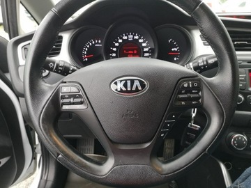 Kia Ceed II Kombi 1.6 GDI 135KM 2013 Kia Cee&#039;d 1,6 GDI 135KM # Klima # Isofix #Tempomat, zdjęcie 15
